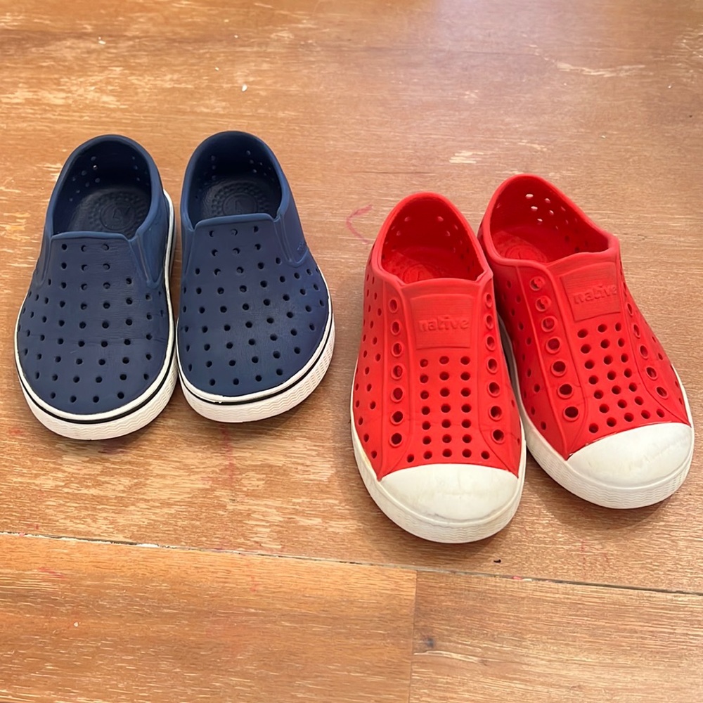 SET of Native Kids Shoes! Size 8 (Toddler)